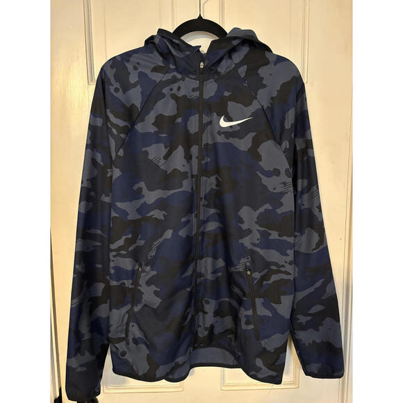 Nike Other - NEW Nike Men's Camouflage Dri-Fit Sports Jacket with Hood M